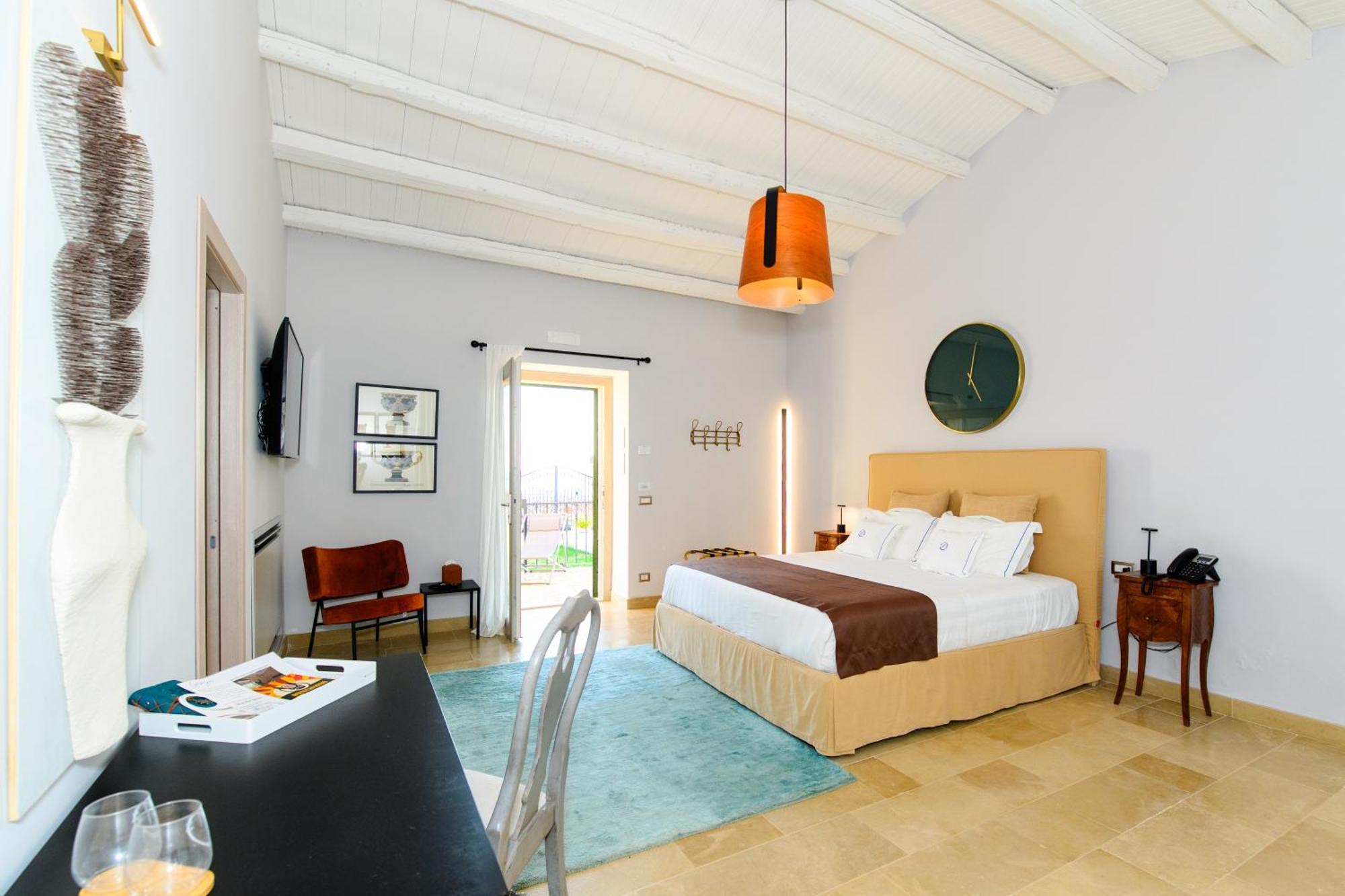 Poggio Leano Boutique Hotel Доналуката Екстериор снимка