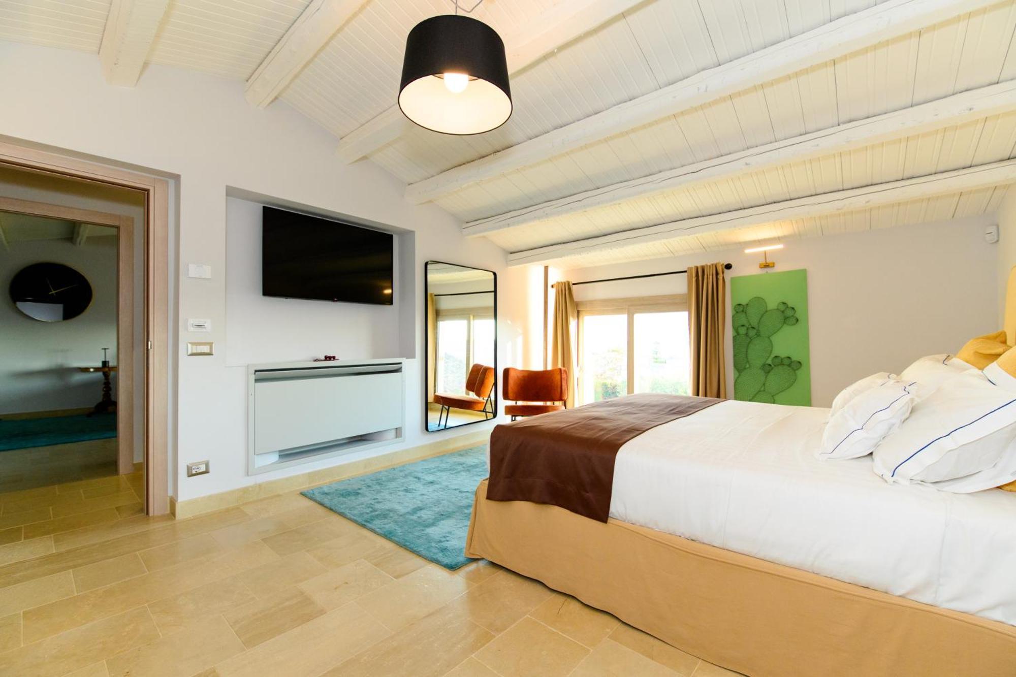 Poggio Leano Boutique Hotel Доналуката Екстериор снимка