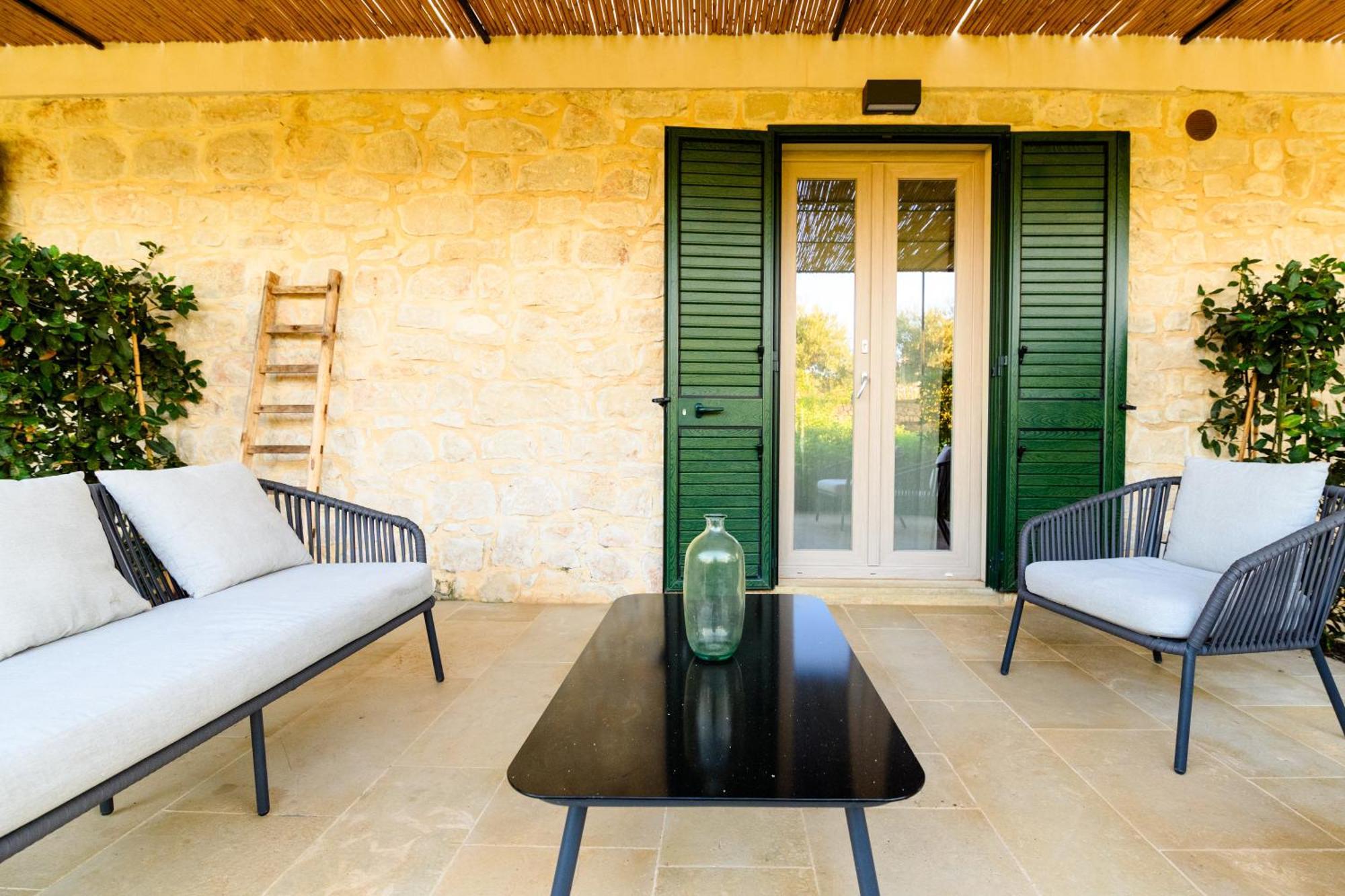 Poggio Leano Boutique Hotel Доналуката Екстериор снимка